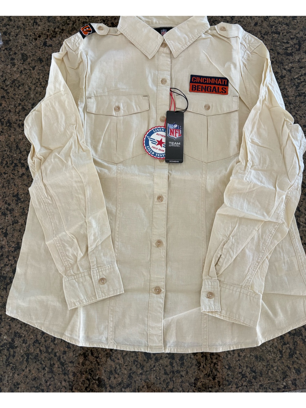 NFL Team Apparel Cincinnati Bengals NFL Women’s Button-Up Shirt  Small Licensed